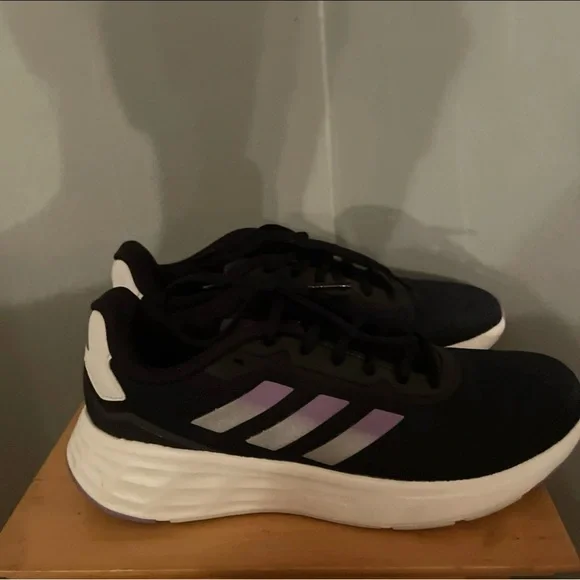 Adidas Light Motion Women’s Navy Blue/ Purple/White Sneakers Size 7 HP5675 - Picture 4 of 13